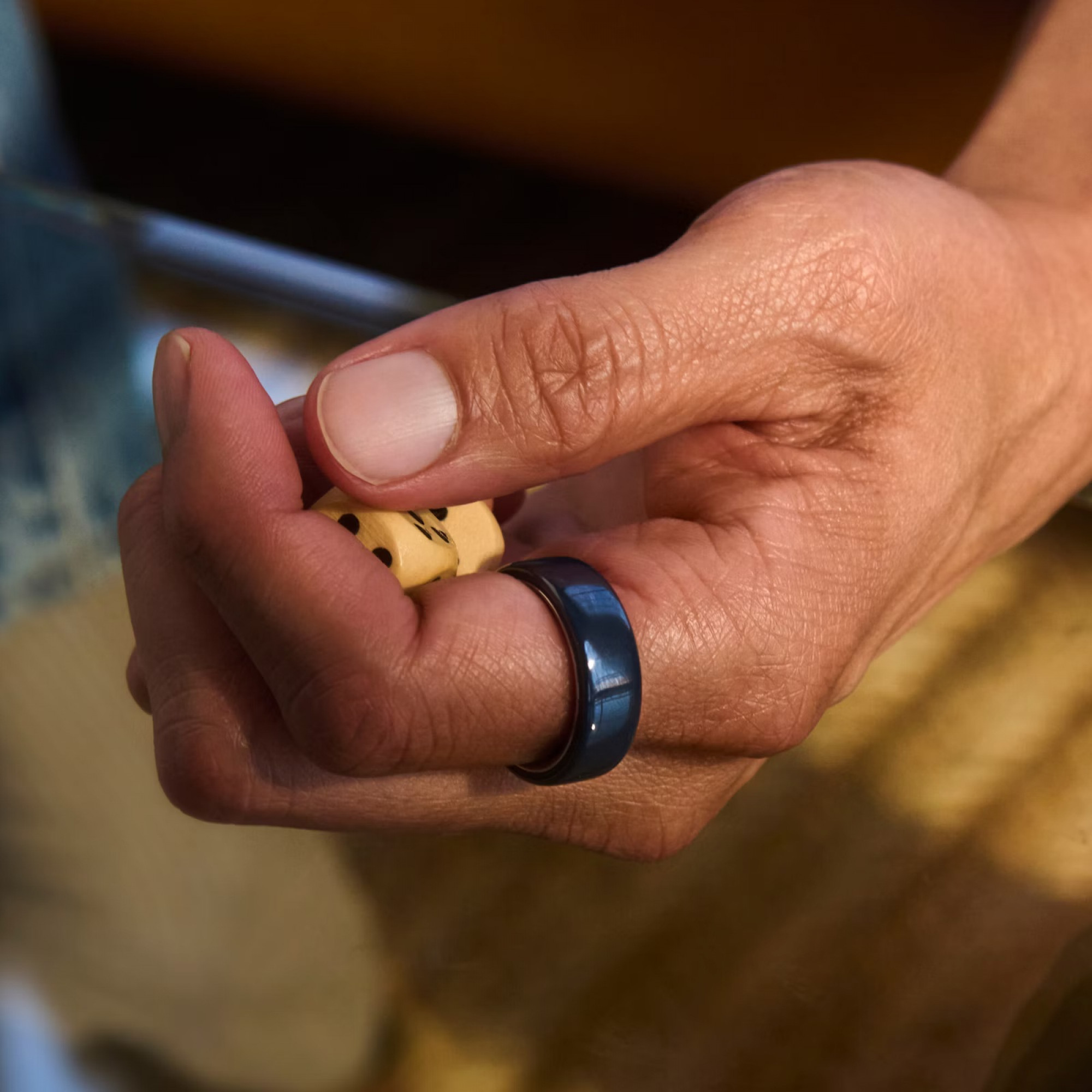 Розумне кільце Oura Ring 4 Ceramic Midnight